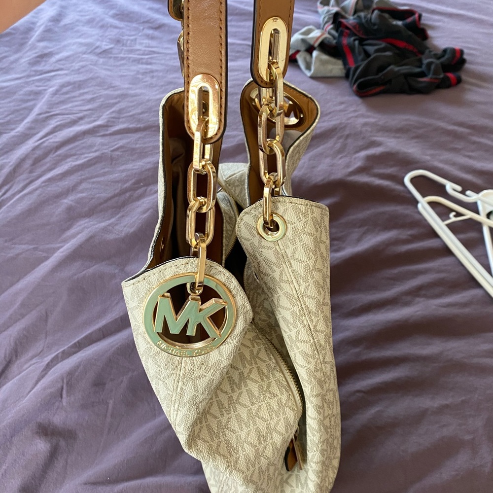 MK purse